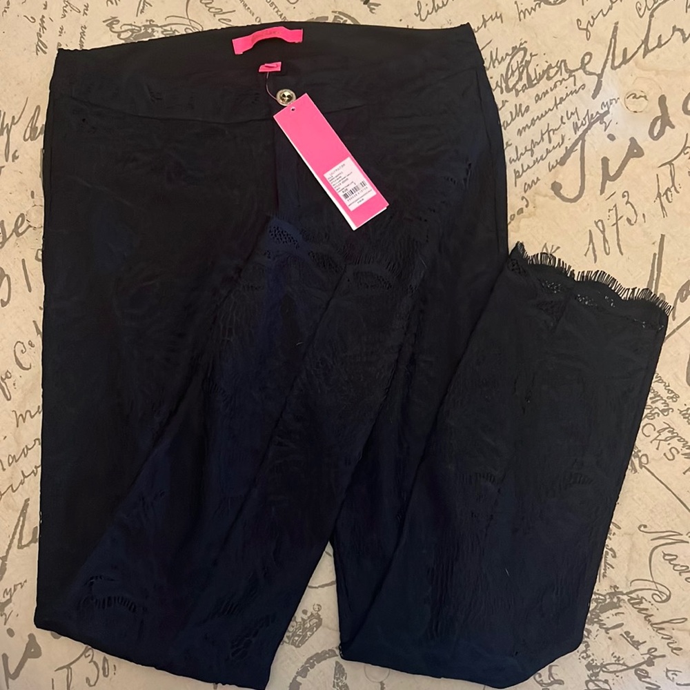 Lilly cropped lace pants